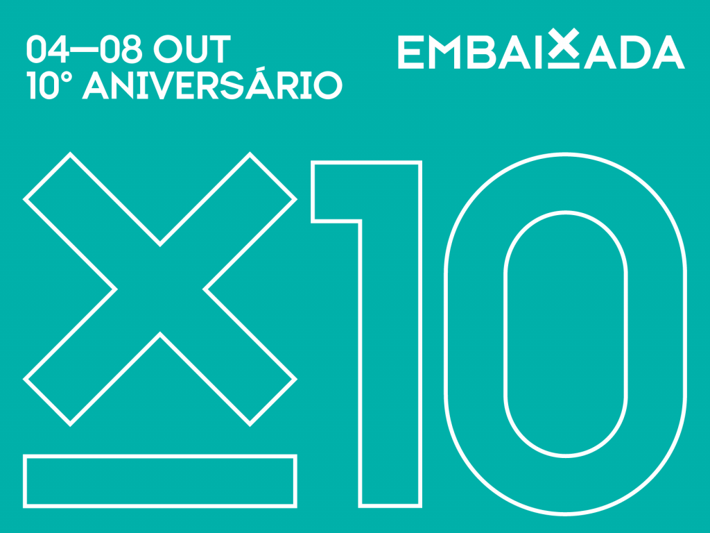 Cartaz de celebração do 10.º Aniversário da EmbaiXada